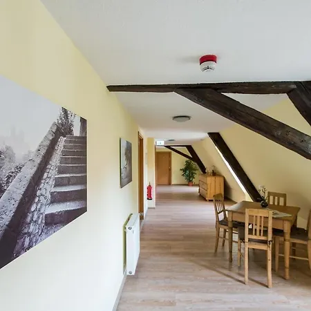 Hotel Maria Aurora 3*