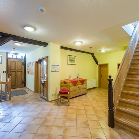 Hotel Maria Aurora 3*