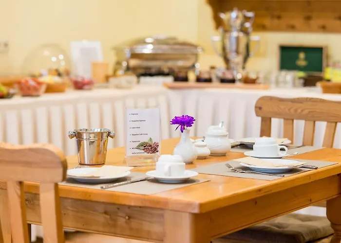 Hotel Maria Aurora 3*